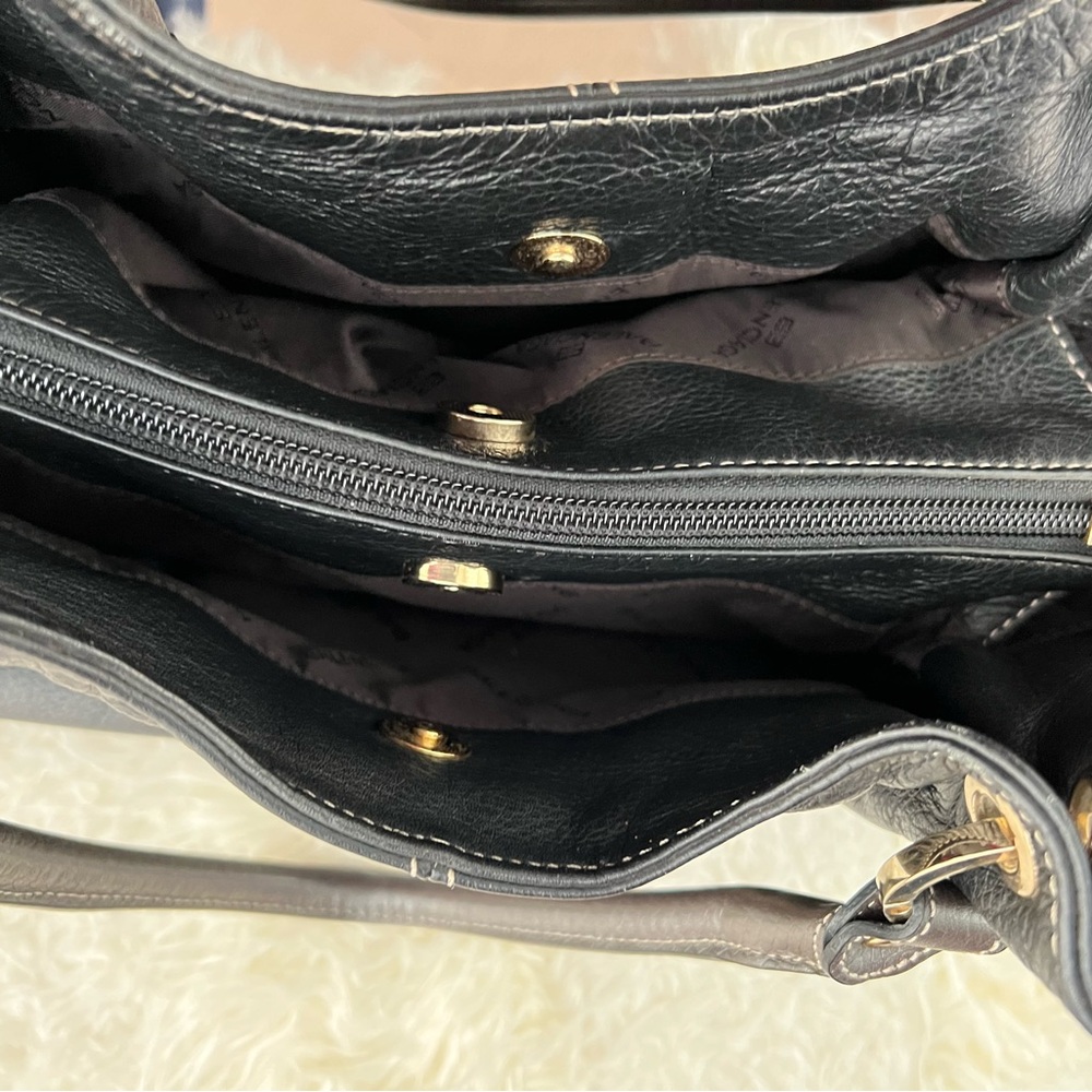 Balenciaga Black & Brown Leather
Hobo Shoulder Bag EUC - Picture 6 of 15